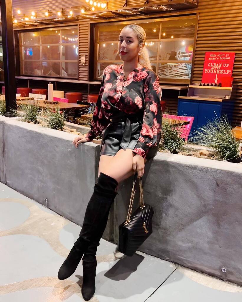 Oh… just me from the weekend and some memes that make me 😬😫😂😤 Have a great day! 🦖 instagr.am/p/CpfO-FauD2Y/