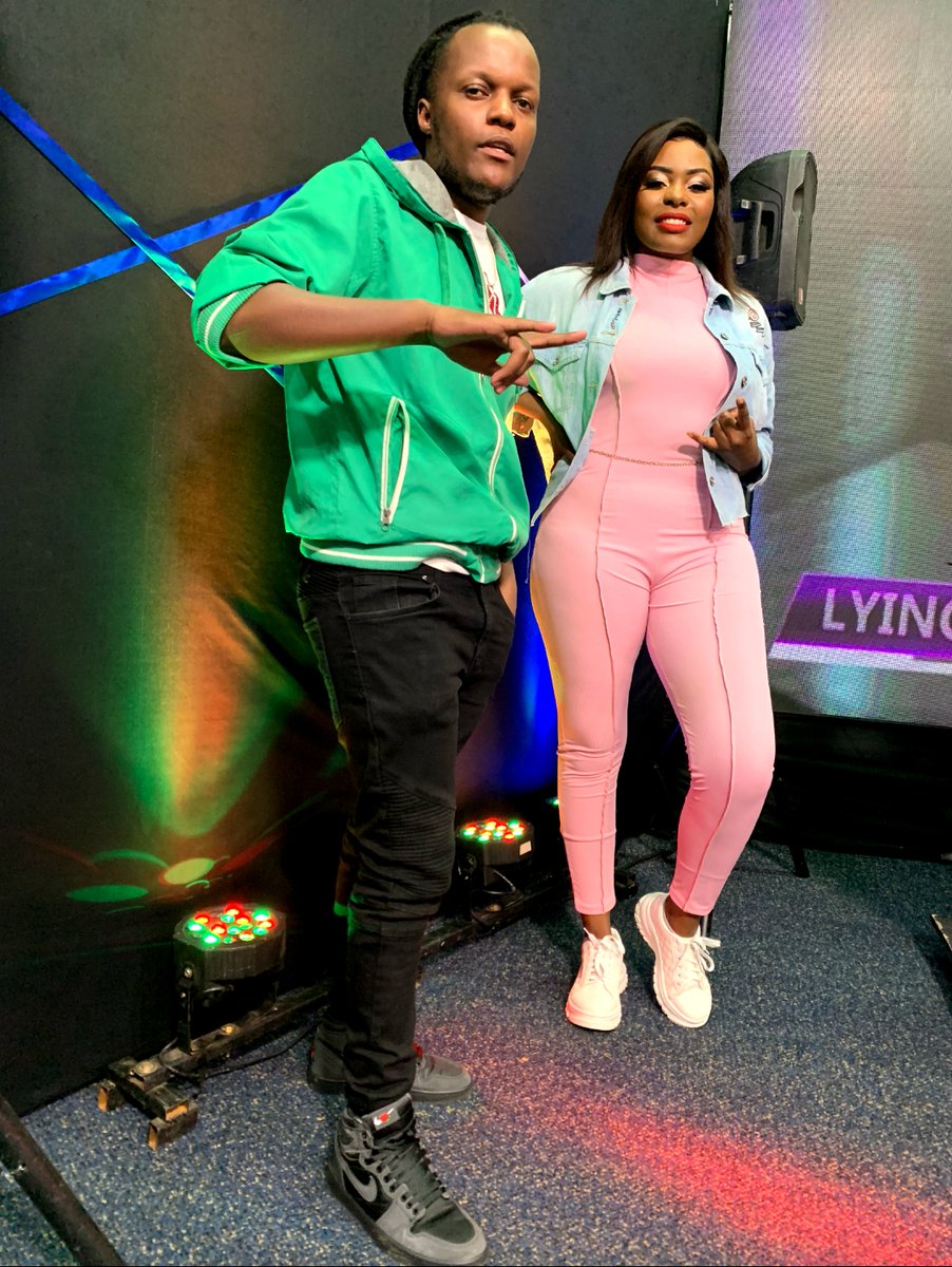 Y254Channel's tweet photo. Kujeni tupige sherehe!
You are watching #BounceNation with  @Keenkingsley1 and @PhylineJean Tukuchezee ngoma gani? https://t.co/lgApeG8kYX