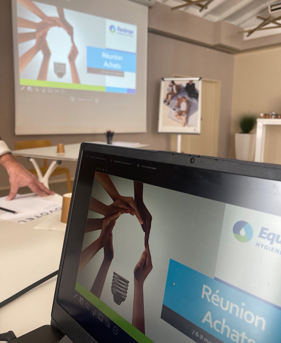 EquipageHygiene's tweet photo. En place pour la Réunion Achats avec les membres d'Equipage Hygiène Solutions... https://t.co/mnG3AEvq37
