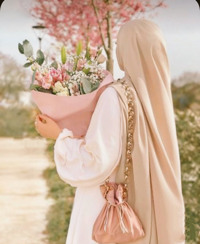 reyhan80975468's tweet photo. In the eyes of Western human rights, women are a propaganda commodity
In the view of human rights of prophet Muhammad and his followers, woman is one of the basic foundations of society formation and it’s education

#iwd2023 
#internationalwomensday https://t.co/TDYtsiMdHU