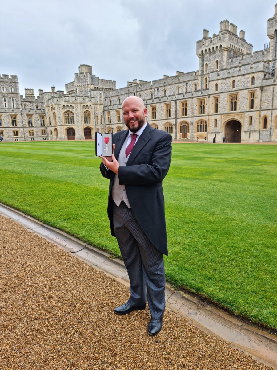 Proud to see our Chief Exec James Banks collect his MBE from the Prince of Wales at Windsor Castle today, in recognition of the work with our amazing members supporting London's incredible civil society through covid-19🙌👏