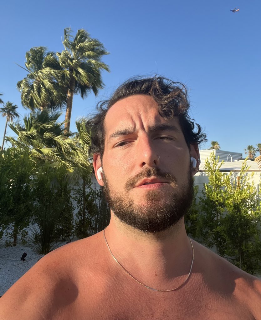 TW Pornstars - 2 pic. Derek Allen (300k). Twitter. Onlyfans and JFF are