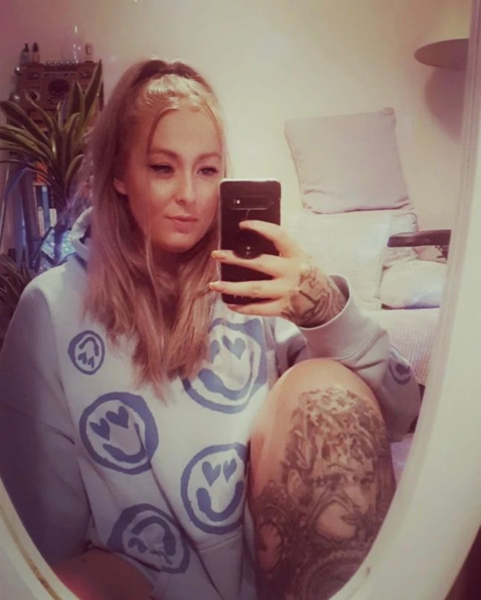 Kdizzlin tweet media