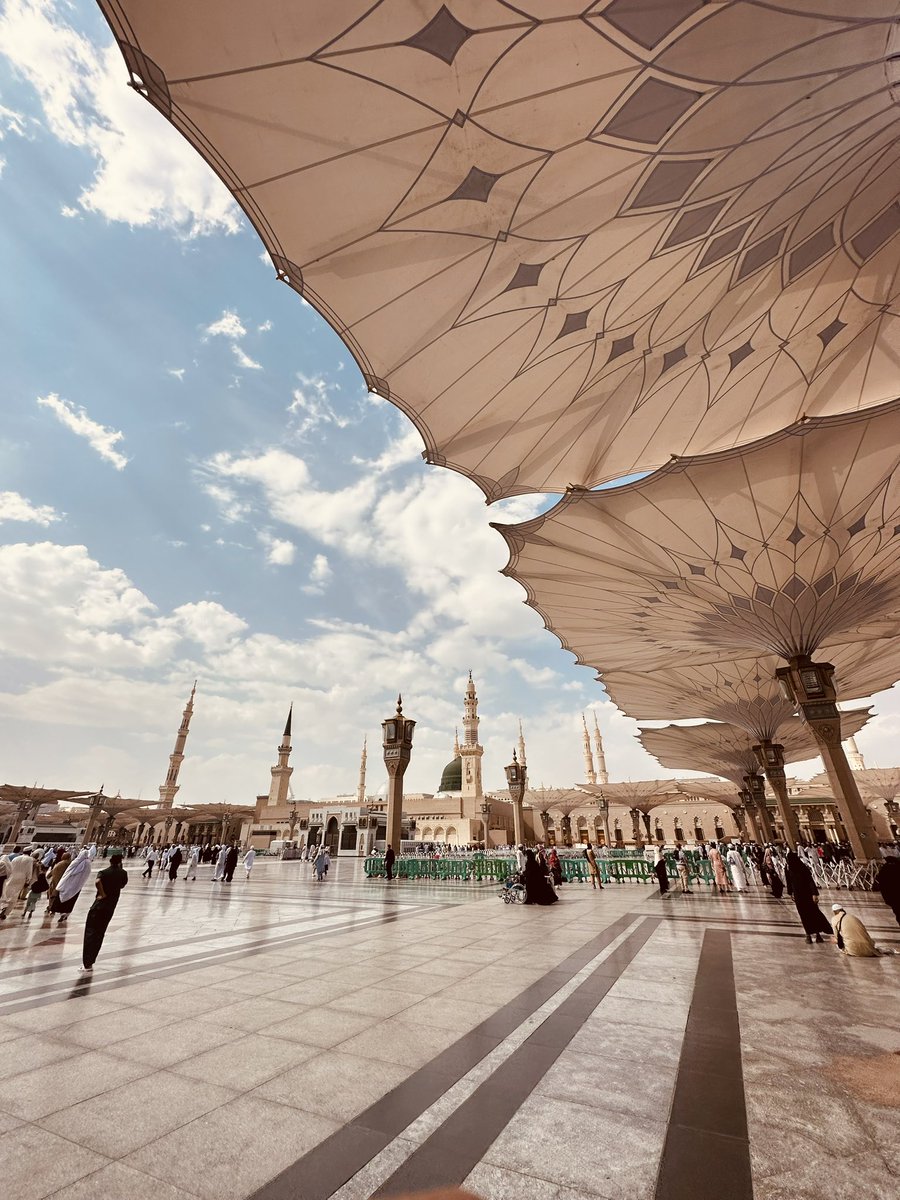 0xhaseebkhan's tweet image. Happiness is When you come to know you are so lucky to live in Medina .!✨✨ 
#medina #nfts #CollabManagers #Collabs