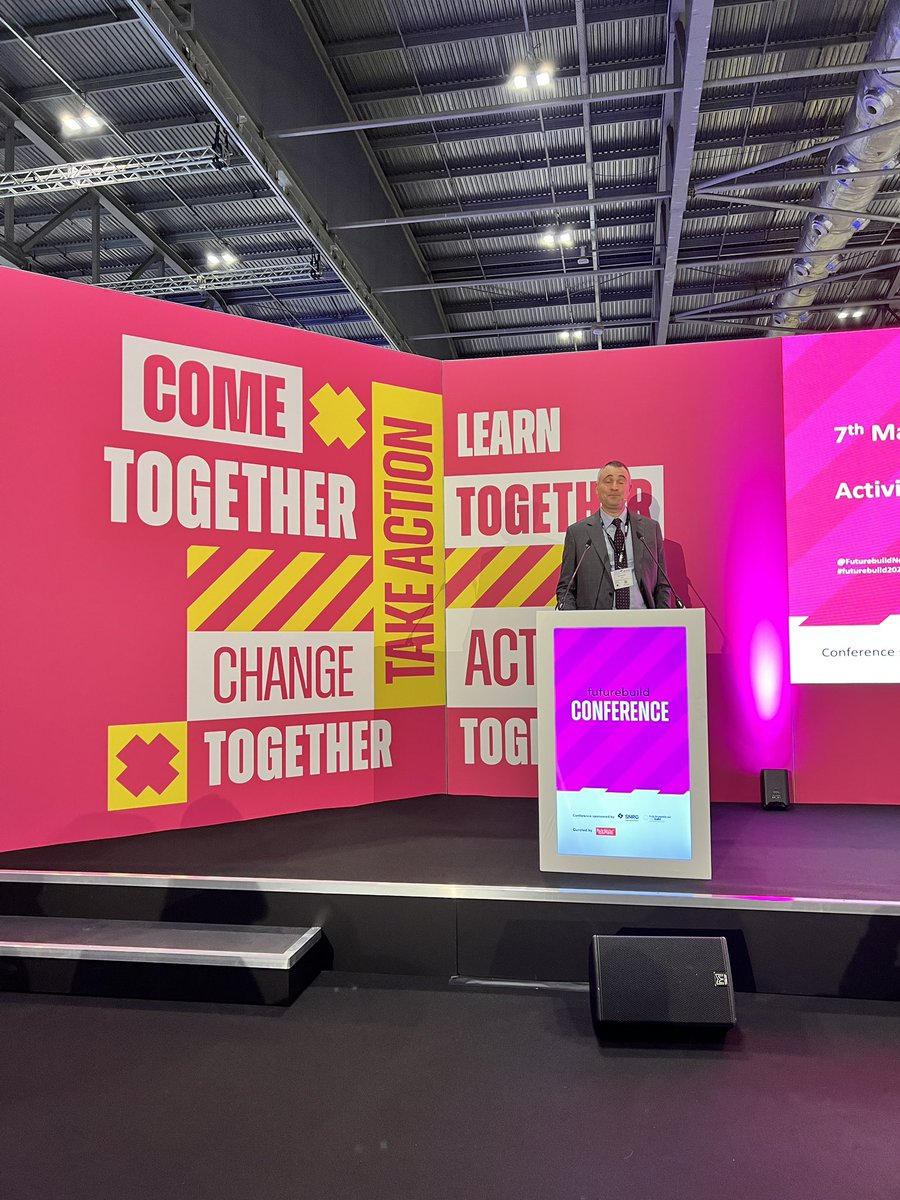 “It’s very easy for us to accommodate nature in the very fabric of our buildings.” 

@BenGoldsmith kicking off a session titled ‘Activism: Act now or face extinction’ here at @FuturebuildNow.

#FutureBuild2023