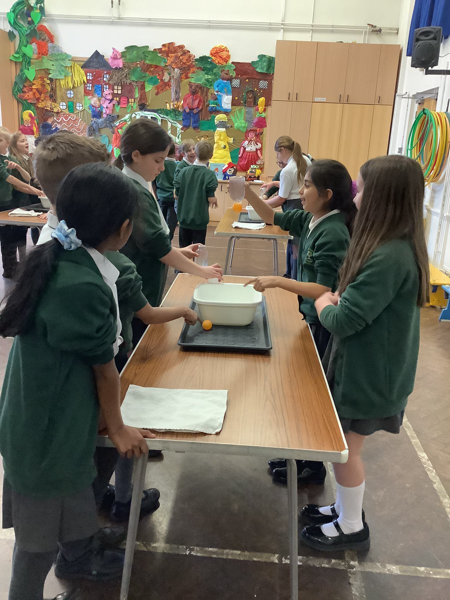 agjsschool's tweet image. Birch are having fun learning about forces in their fab science workshop today. #agjbirch #agjyear5 #agjscience