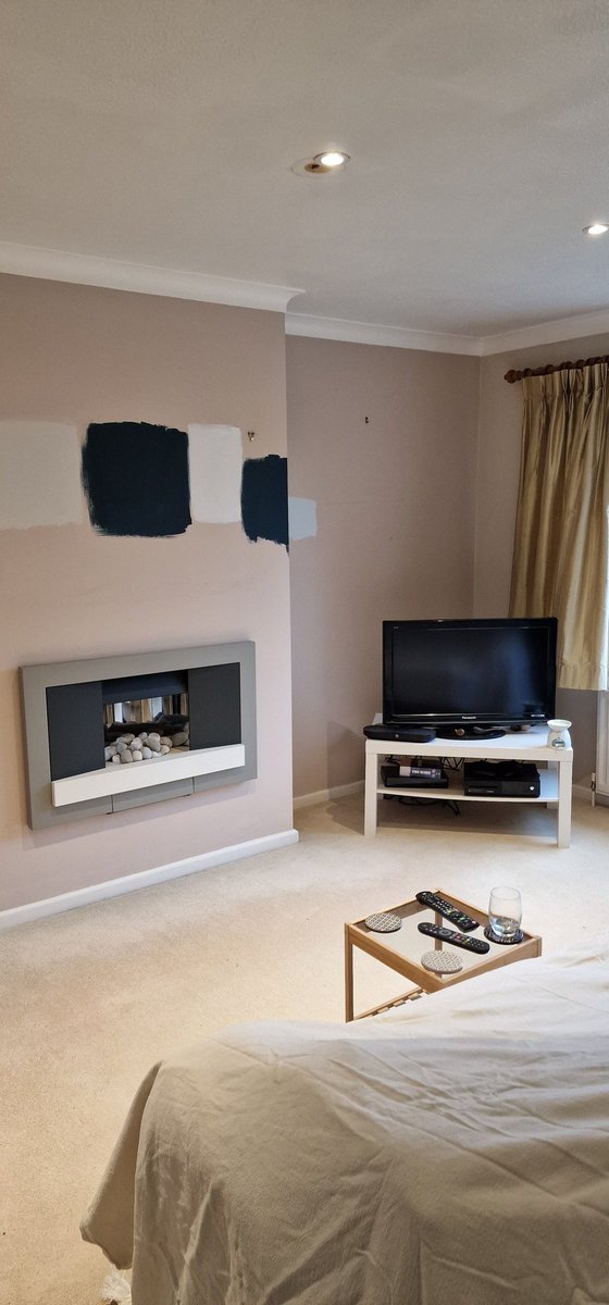 otmdecorating's tweet photo. Recent redec of sitting room.

Walls in F&amp;B Hague Blue and Ammonite colour matched into @Brewerspaints Albany Durable Matt
Door primed with @CaparolUK Haftprimer
Woodwork finished in @Tikkurila_UK Helmi10 in pbw. https://t.co/ZnXCVSoB9K