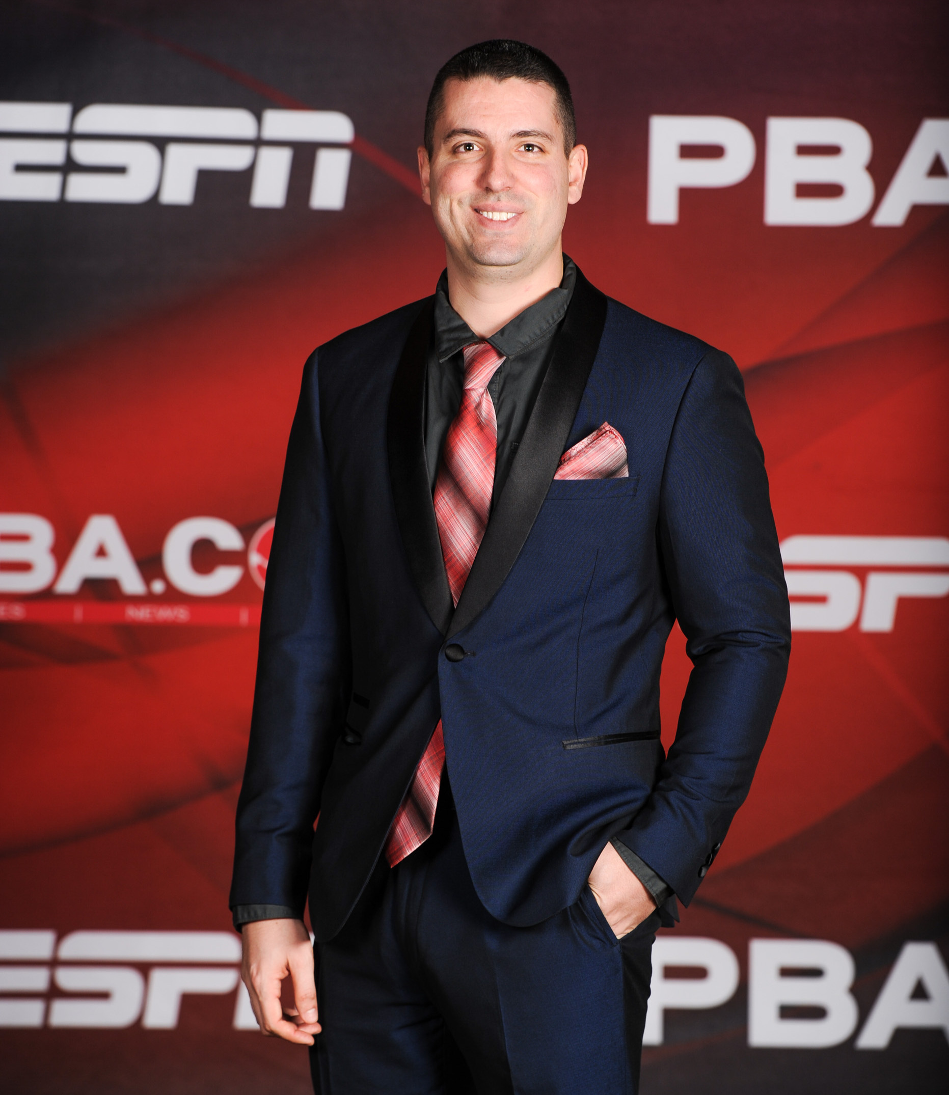 DV8 Bowling (dv8bowling) / Twitter