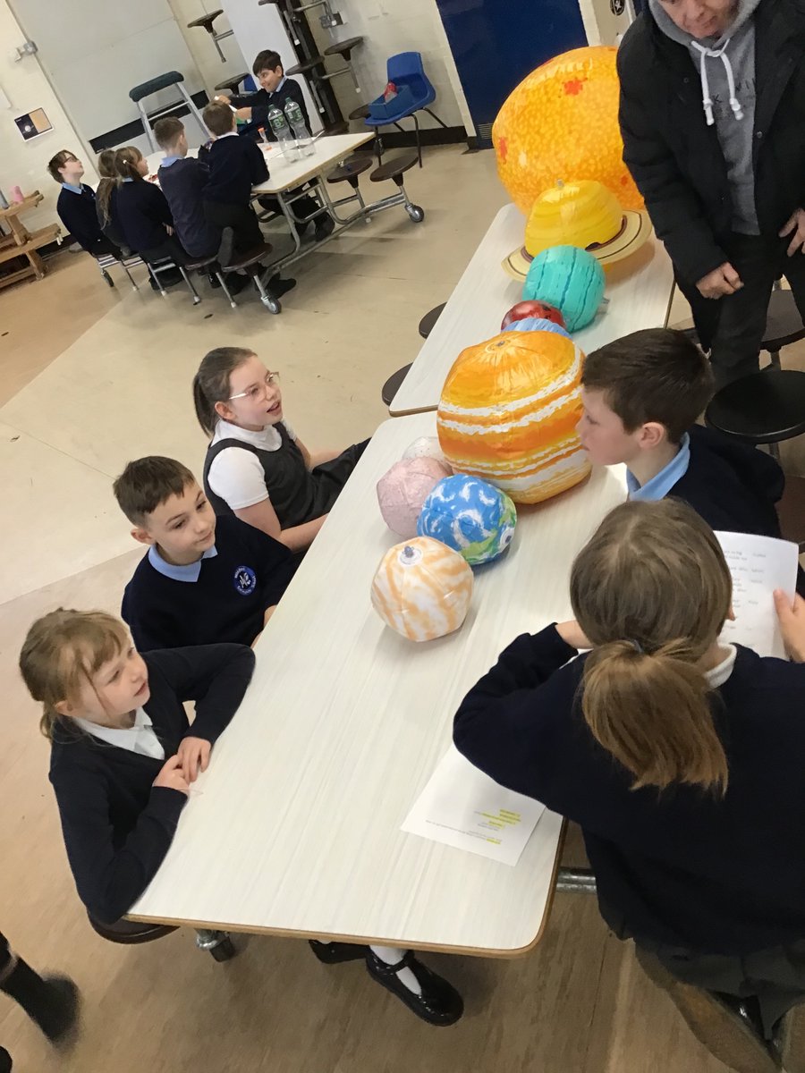 WildBankY5's tweet photo. Year 5 are taking part in a science themed afternoon! @ogdentrust @Psqm_HQ https://t.co/NnmreJNg4v