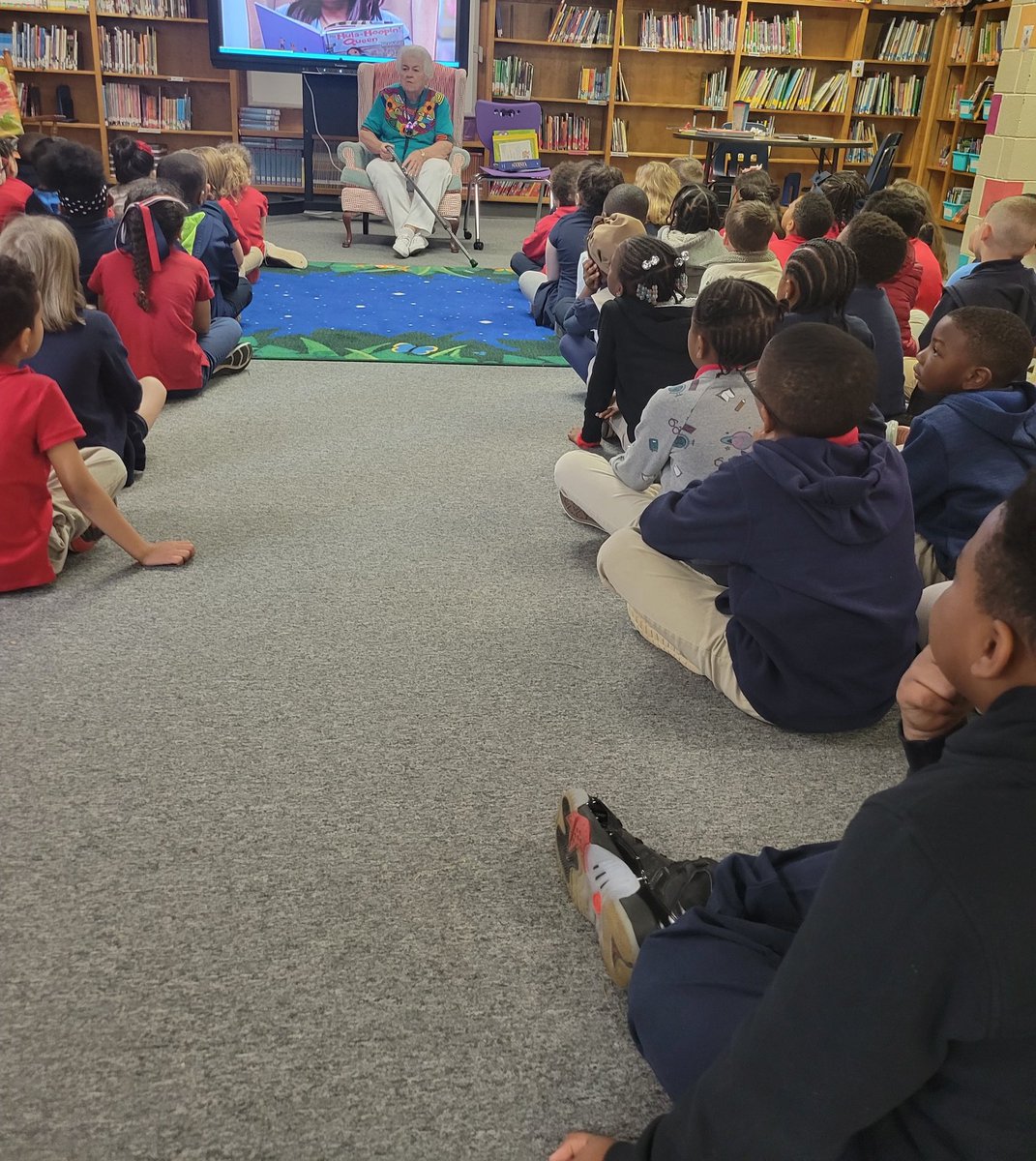 AGeigerman's tweet photo. Mrs. Shepherd brought her amazing popup books to share with our students! Thank you Lovey! #ReadAcrossAmerica https://t.co/7yP9HZq6z2