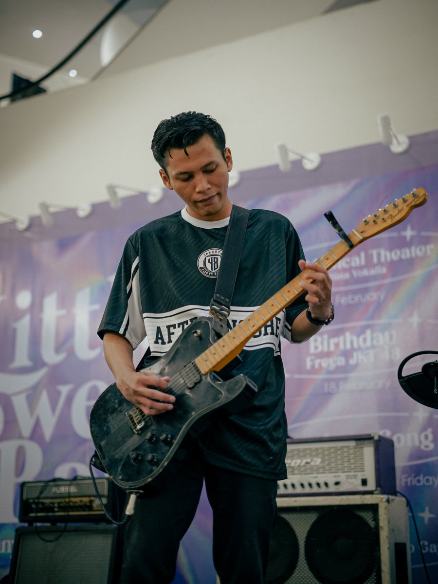 FreyanationID's tweet photo. Para pemain band After Encore! 
#FreyanoTanjoubi https://t.co/miYf6MkMnZ