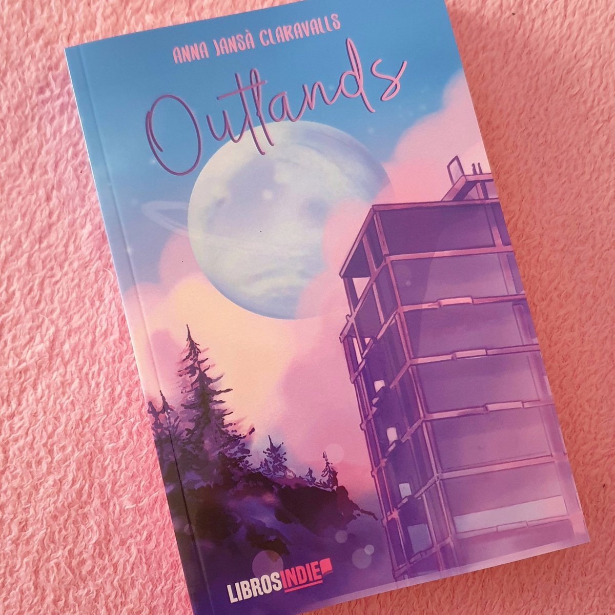 pinpanda44's tweet image. #FotoPerfilNova
La meva primera novel·la
Mi primera novela
My first novel
#Outlands