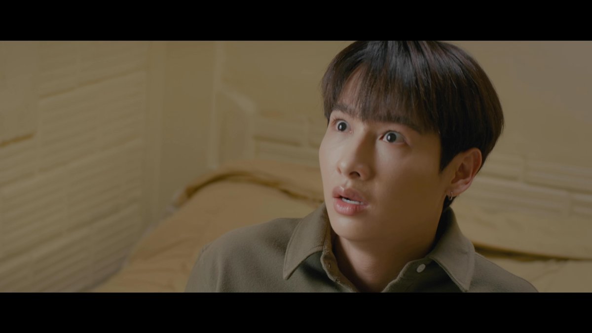 สิ่งที่โดมเจออยู่คืออะไรกัน? #MidnightMuseumEP2

#GMMTV
<a href="/AtthaphanP/">ATTHAPHAN PHUNSAWAT</a>