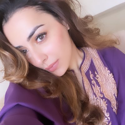 SajidaNain's tweet photo. #NewProfilePic https://t.co/ETHpBsSUUp