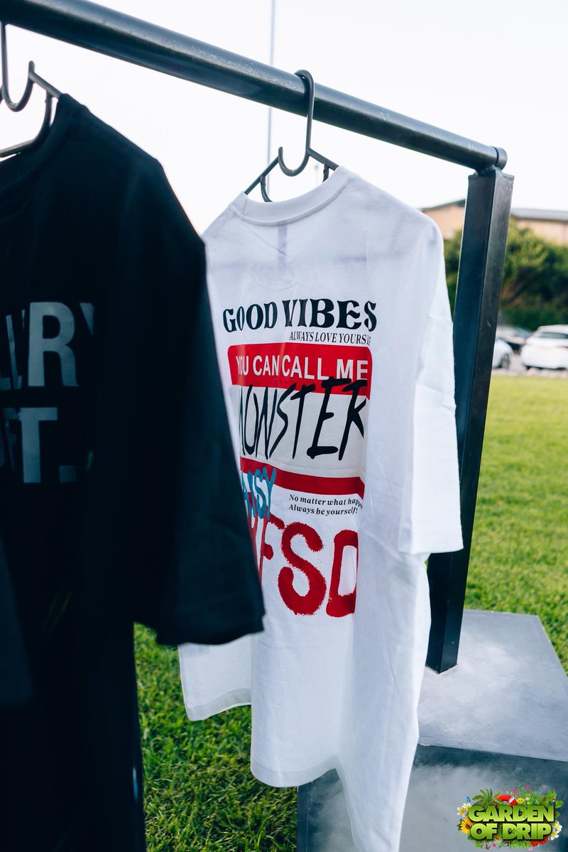 cloth by our stalls 🪡🧶
🎥: <a href="/Kagiso_Neutral/">NeutraL® 🇧🇼</a>