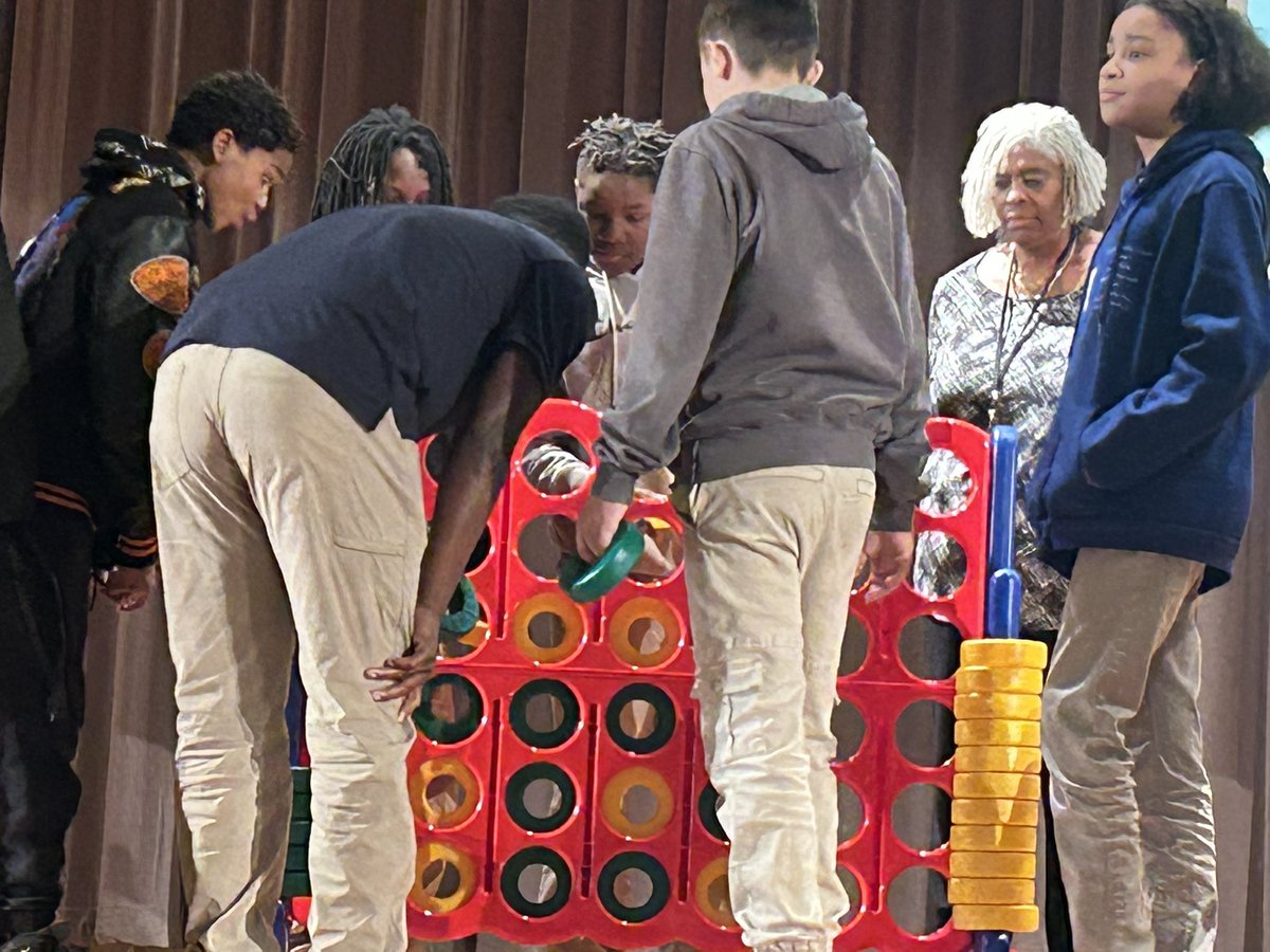 Ms_Billups's tweet photo. Town Hall Tuesday was a success! Academic Celebrations, Celebrating Surpassing NWEA Goals 💪🏾, Students of The Month Celebration, Student Council Votes, Student Gaming, etc.               📚Educating 💡Inspiring @mcclurejIPS @AMS_Counselor @ShateenaLove @IPSSchools https://t.co/dpOkMeXNao