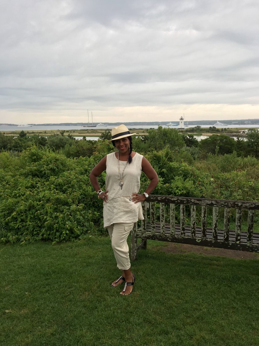 SaturdaySchoolT's tweet photo. Happy Birthday to our Director of Development Cynthia Anderson-Clay! We hope you have an amazing day! 🎂🎊🎈 https://t.co/ZimYFOeRld