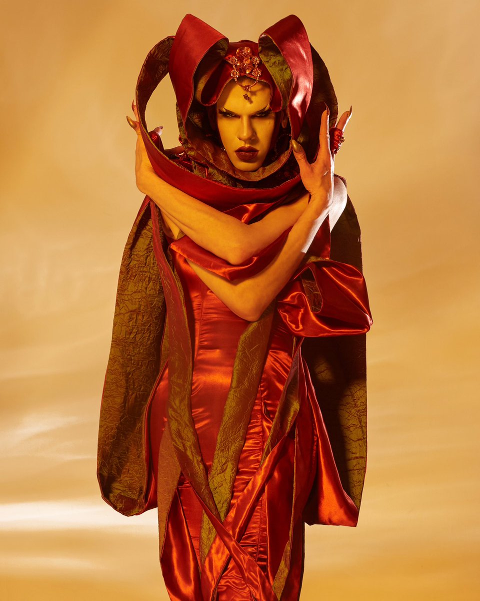 My newest shoot with <a href="/QueenUtica/">Utica Queen / Ethan Mundt</a> ! Super excited about this one, spent the day sourcing clumps of grass in my hometown lol