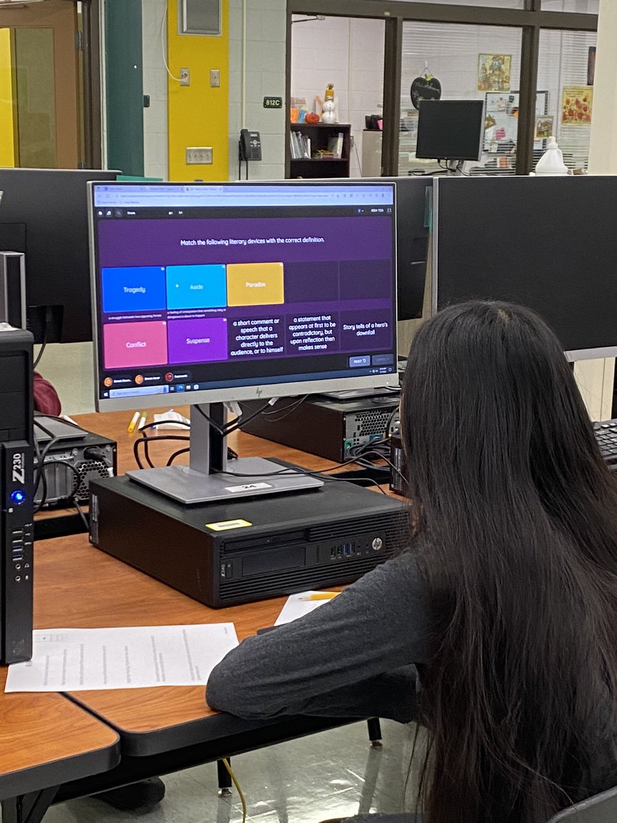 stormmediactr's tweet photo. Day 2 of trying something new with Ms. Mencher’s E2 classes who are covering Macbeth: an interactive choice board. Ss seem really engaged! @chamberlainhigh @hubofschool @CHS_Legacy #choiceboard https://t.co/jz9vbsesfB