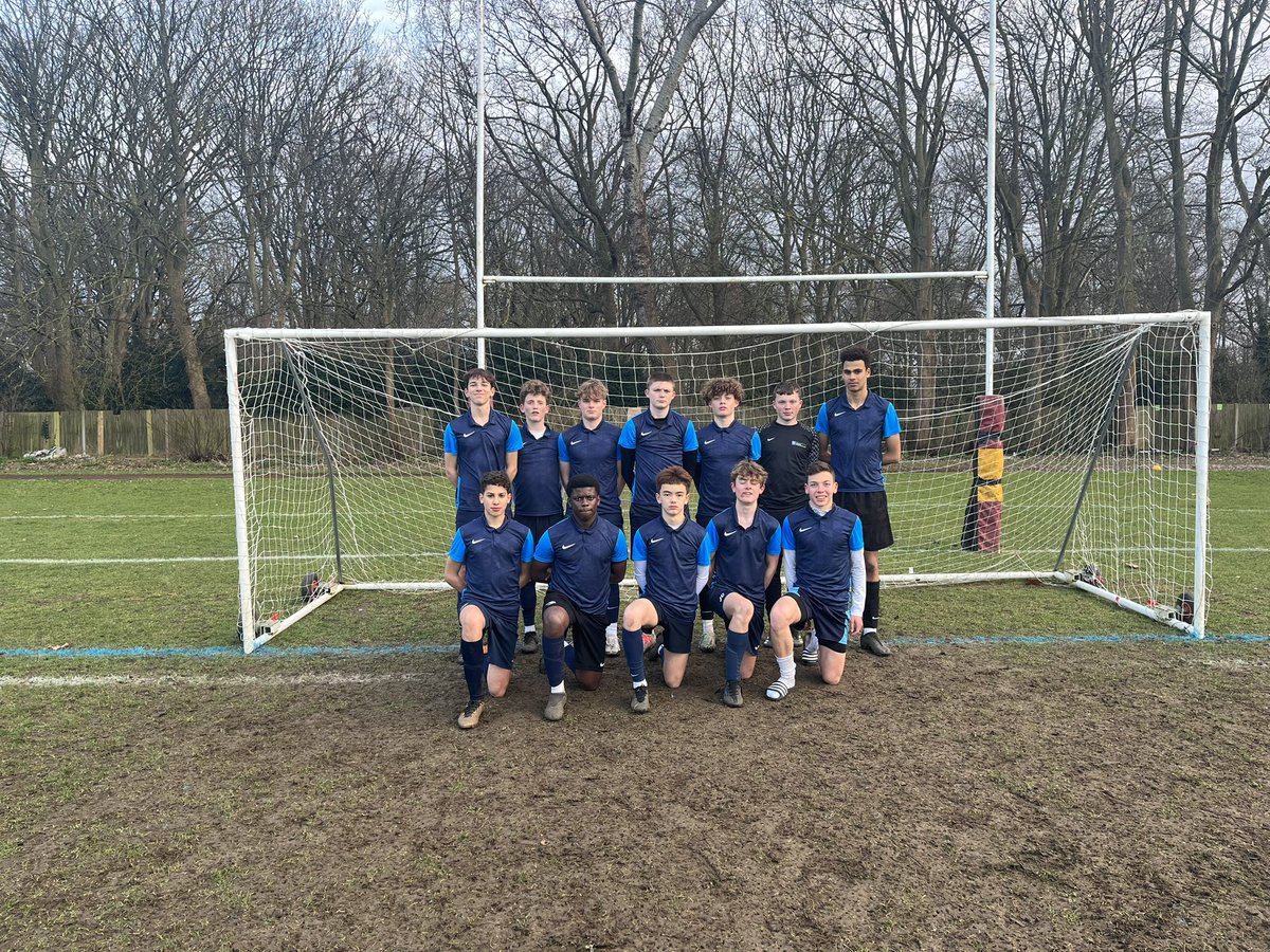 Y10 boys won 4-0 this afternoon against Orleans Park to remain unbeaten in the borough league. It was an assured team performance, well done boys! Next game against Grey Court on Tuesday. ⚽️ George. S, Brandon, Ibrahim, Alfie 🏅 Brandon & James