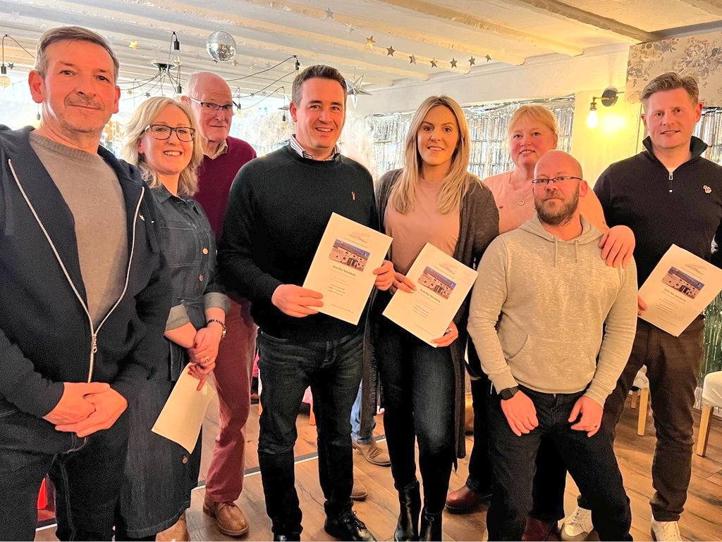 🍺🍷🥧 There is an exciting opportunity to be involved in the community purchase of the Salusbury Arms, Tremeirchion.

Find out more about a time-limited share offer here ⤵️
 jamesdavies.org.uk/news/mp-promot…