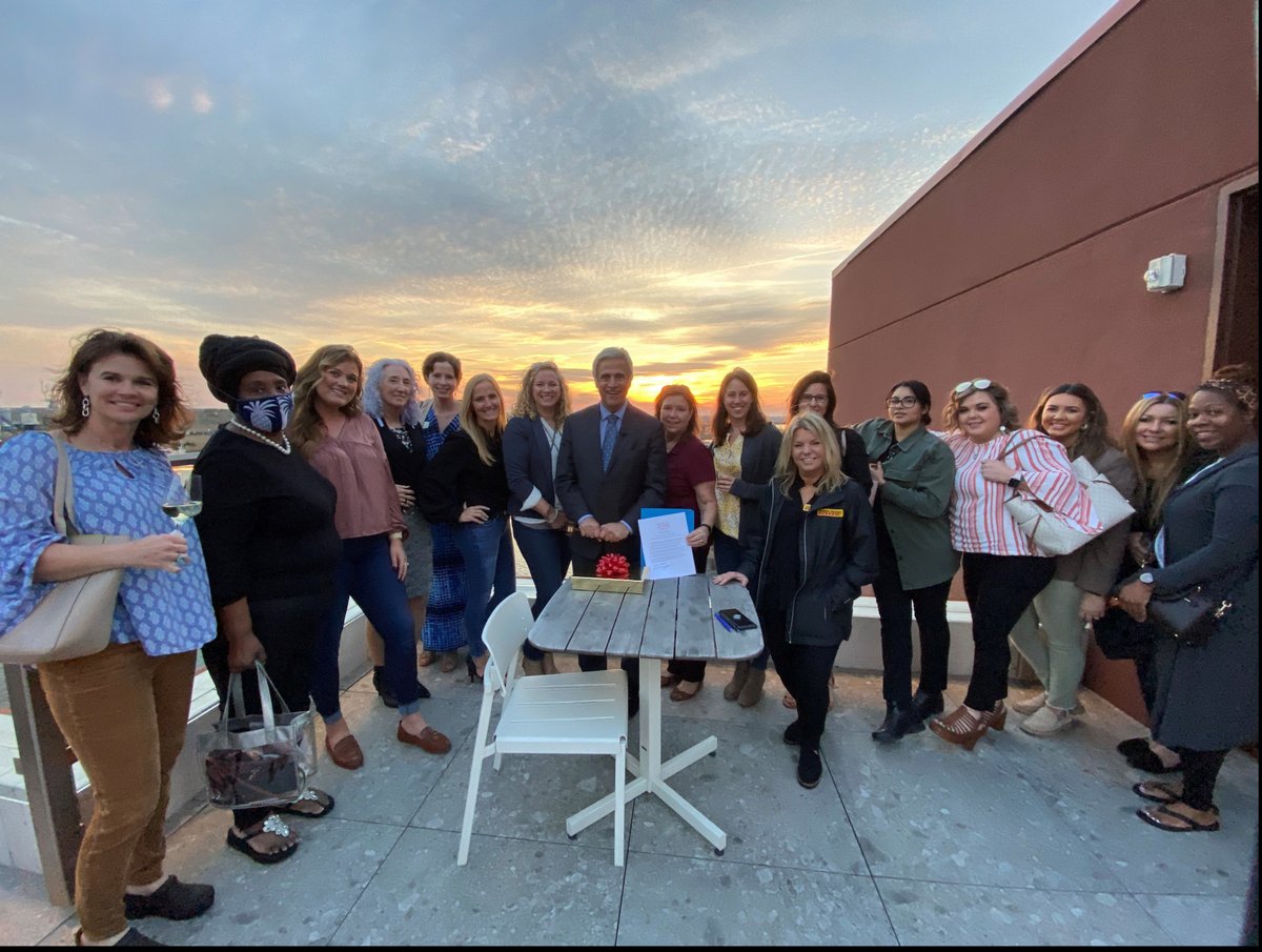 CapeFearSolar's tweet photo. Thank you Mayor Bill Saffo for publicly recognizing this week as #WomenInConstructionWeek! And thank you Aloft Wilmington for hosting NAWIC for the signing of this proclamation!

#WomenInConstruction #WomenInBuilding https://t.co/amRpOjG8Oi