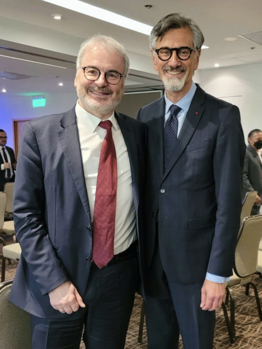 Un placer estar al lado de Frédéric Sanchez, presidente de <a href="/fivesgroup/">Fives</a>, durante el anuncio de la nueva inversión del grupo. Como presidente de la <a href="/industrie_futur/">Alliance Industrie du Futur</a> y <a href="/MEDEF_I/">MEDEF International</a>, es un gran promotor de la innovación y de la industria 4.0.
🇨🇵🤝🇲🇽