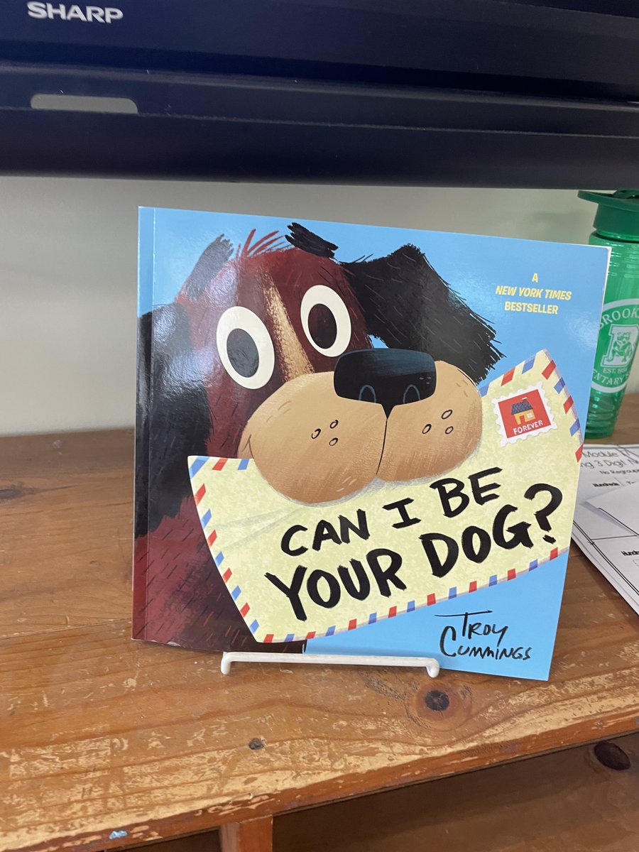JillianMWISE's tweet photo. This week at Brookside, I read a book called "Can I Be Your Dog?" by Troy Cummings to the class for their lesson on fiction vs. nonfiction! After we read, they chose a book and explained why it was fiction or nonfiction! #YHSWISE2023 #WISE #Education @YHSMrsMero https://t.co/waEjNqN8Bq