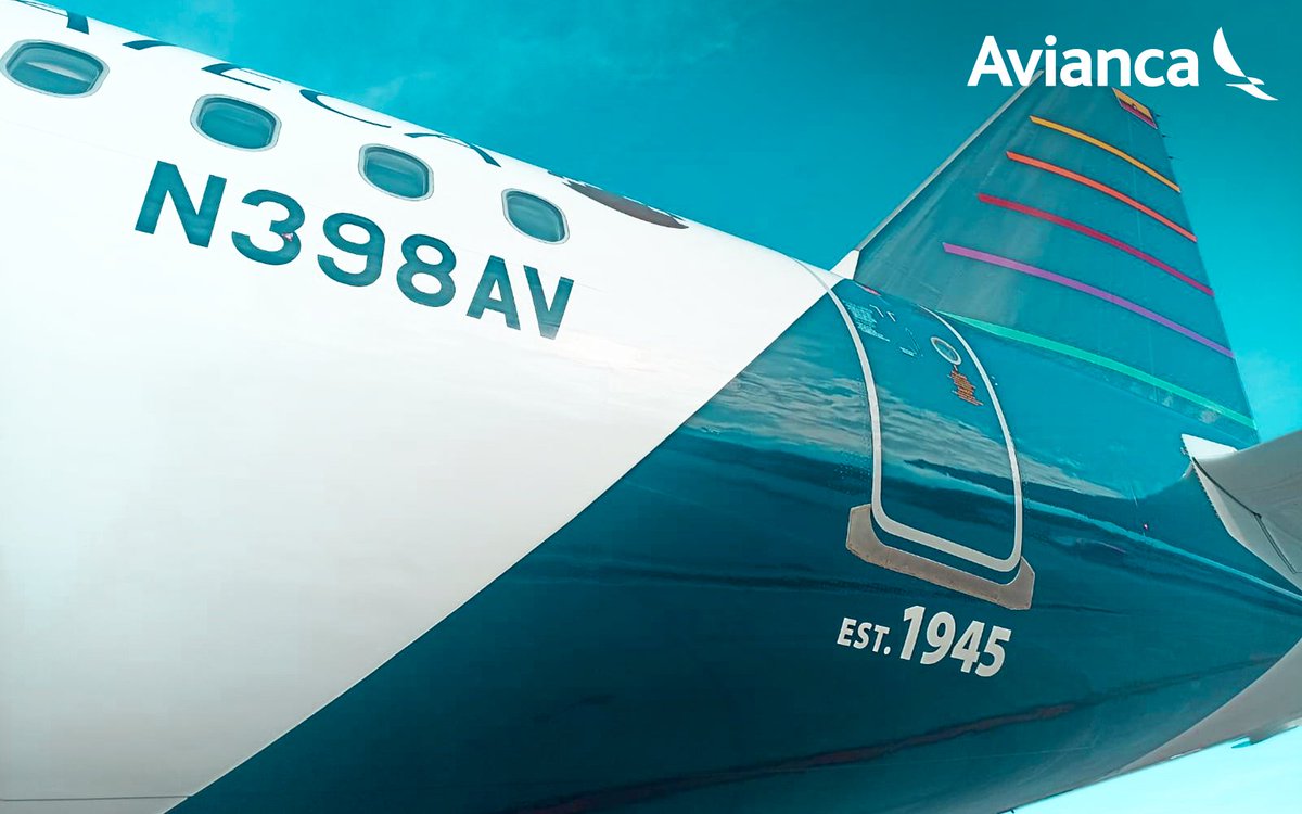 avianca's tweet photo. ☁️ Han sido 14 años desde que #Aviateca comenzó a ser parte de nosotros y hoy, un ✈️ A320 conmemora este legado que llevaremos con orgullo por toda Latinoamérica. 🌎💙 https://t.co/NidWrIXXgP