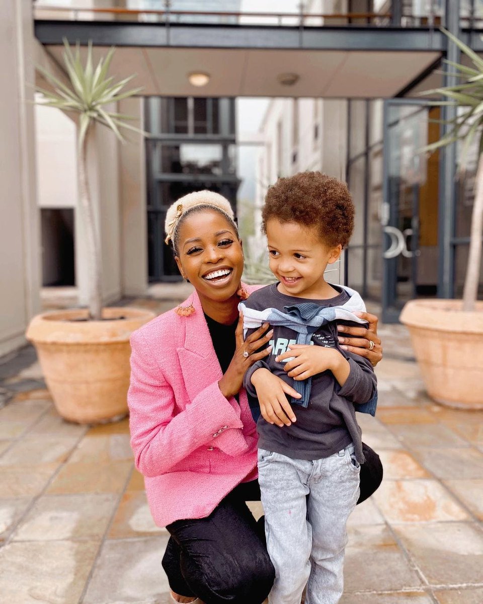 Me and mine.😍May your week be full of GoodNews that bring endless smiles on your face.

This is the Year of Heaven On Earth, bask in its blessings.

#UebertAngel #BebeAngel #DeeperLife  #SpiritEmbassy #MotherAndSon #SuperiorSpirit #ArethaBauwens #Tuesday