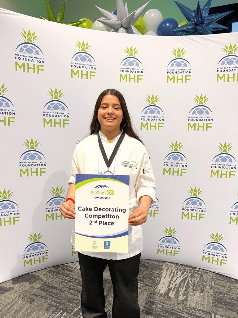 baisdcc's tweet photo. Congratulations to Marisol Olvera (Bay City Central) on earning 2nd place in the ProStart Cake Decorating Competition!

#baisd #baisdcc #bayarenaccareercenter #prostart #GLBR https://t.co/d2ZxtZlNhH