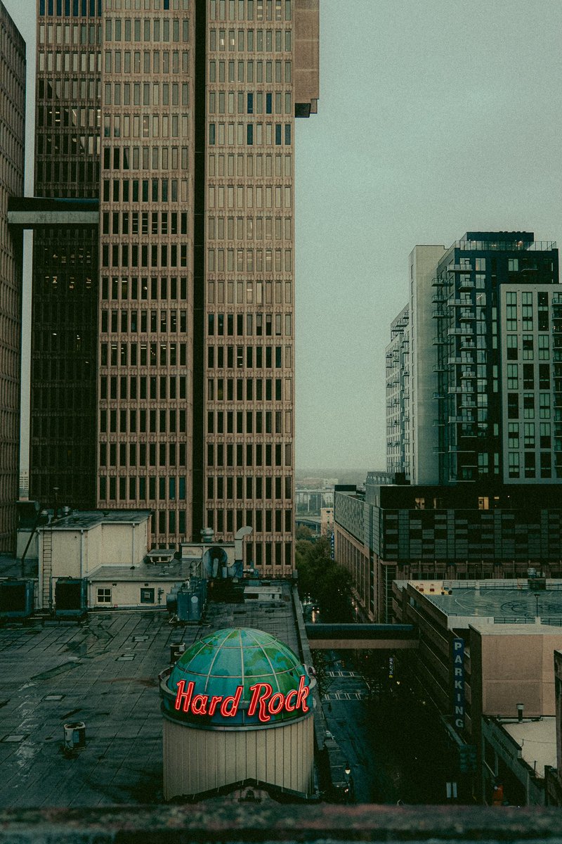 Please free your mind here 🛸 #x100x