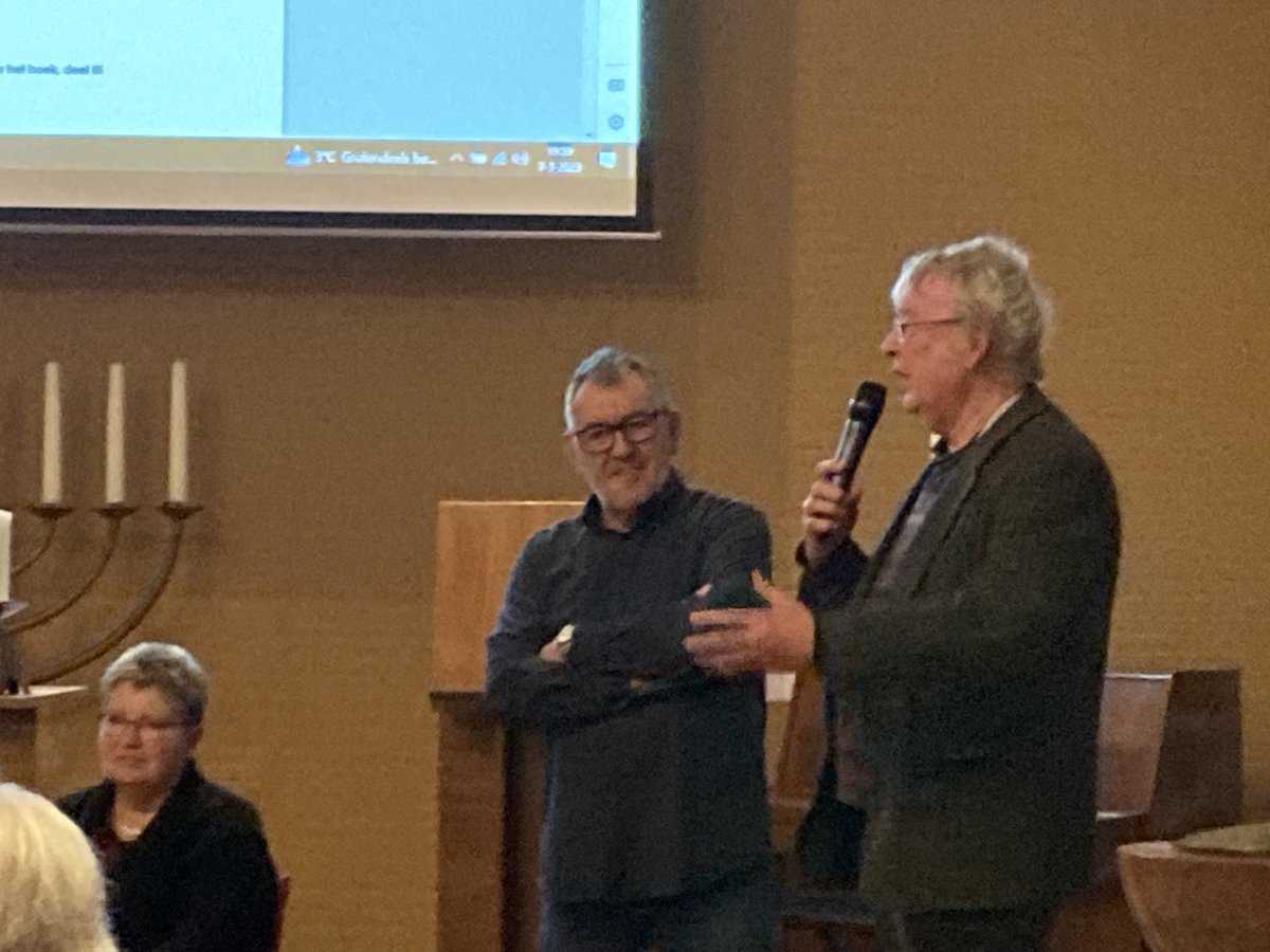 Wim van Geelen neemt afscheid als secretaris van het Wijkplatform Schilderskwartier, een van de vele vrijwilligers functies die hij heeft vervuld.