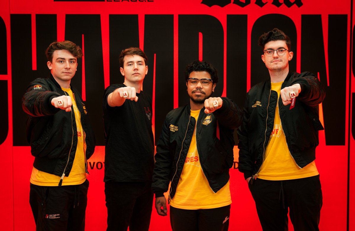 CODLeague's tweet photo. World Champion @LAThieves have received their rings 💍 https://t.co/SKeLkmSJY3