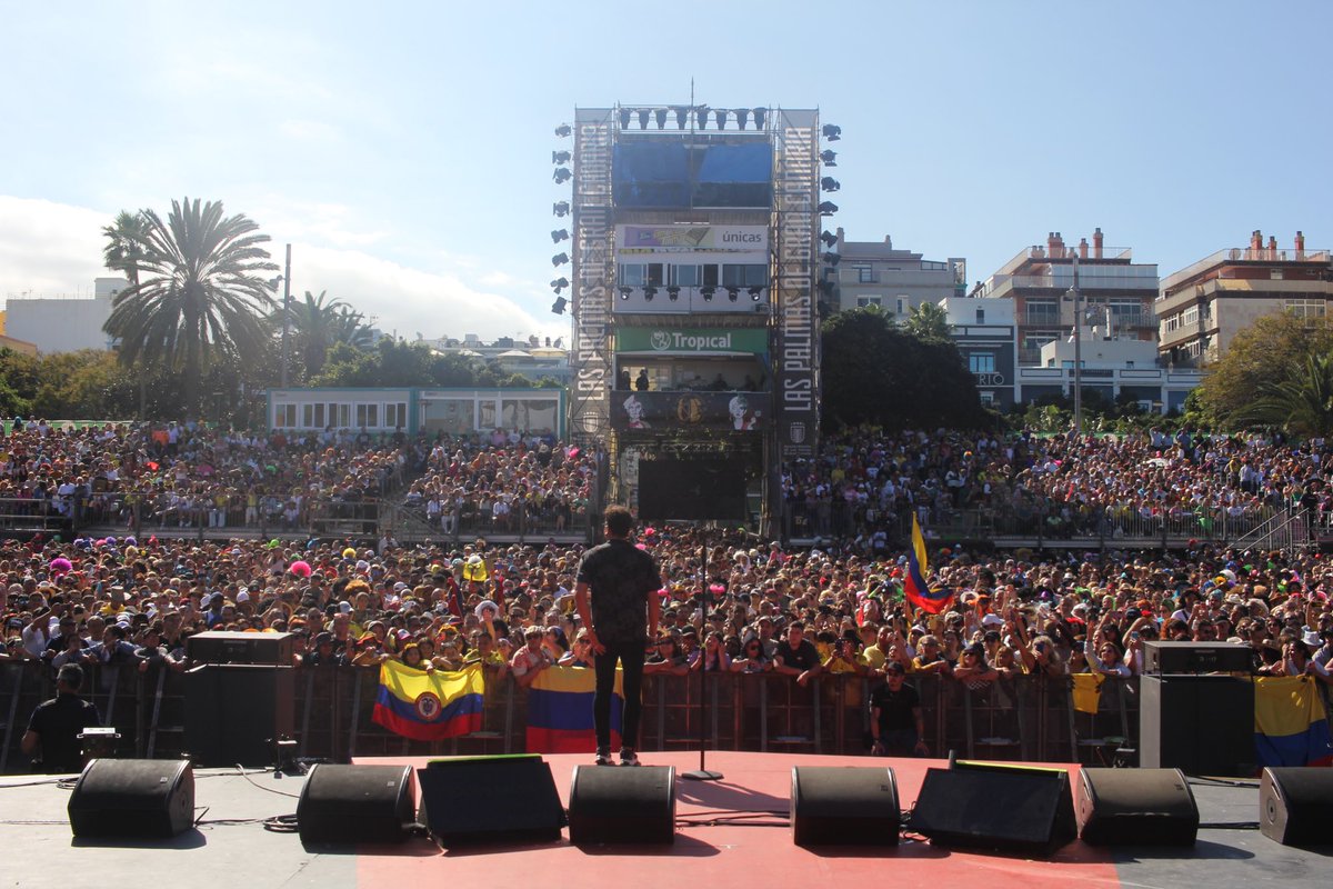 carlosvives's tweet photo. Gracias Canarias por el calor único de su carnaval, la felicidad es compartir nuestra música con ustedes❤️ ¡Ya queremos repetir! https://t.co/JFP9X2kqxZ