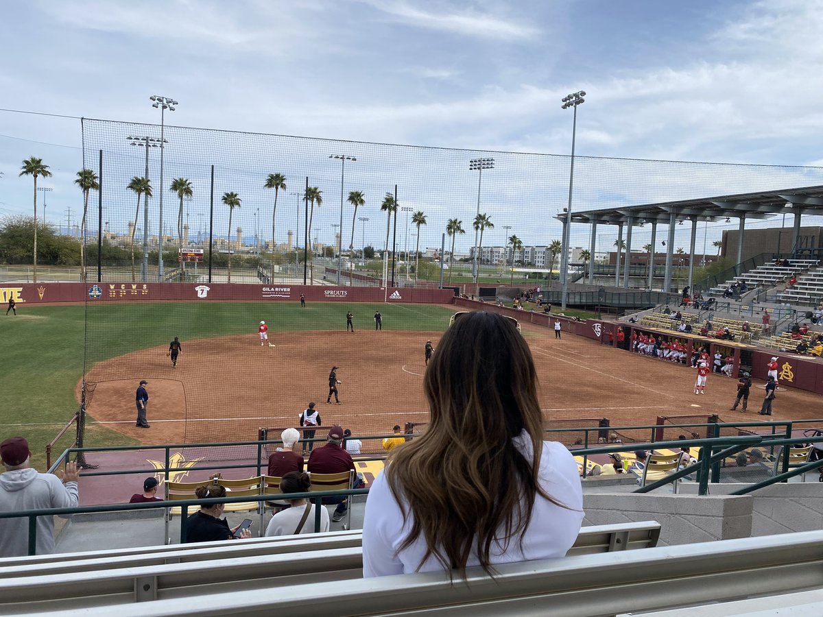 miss_taylor23's tweet photo. Learn, Grow, Excel. 

There is endless knowledge to this game, learn new skills - perfect your craft. 
Focus on developing good practice / learning habits. 
Go the extra mile always. 

Also, go watch @ASUSoftball - great team &amp; amazing stadium. https://t.co/fKna81bBHL