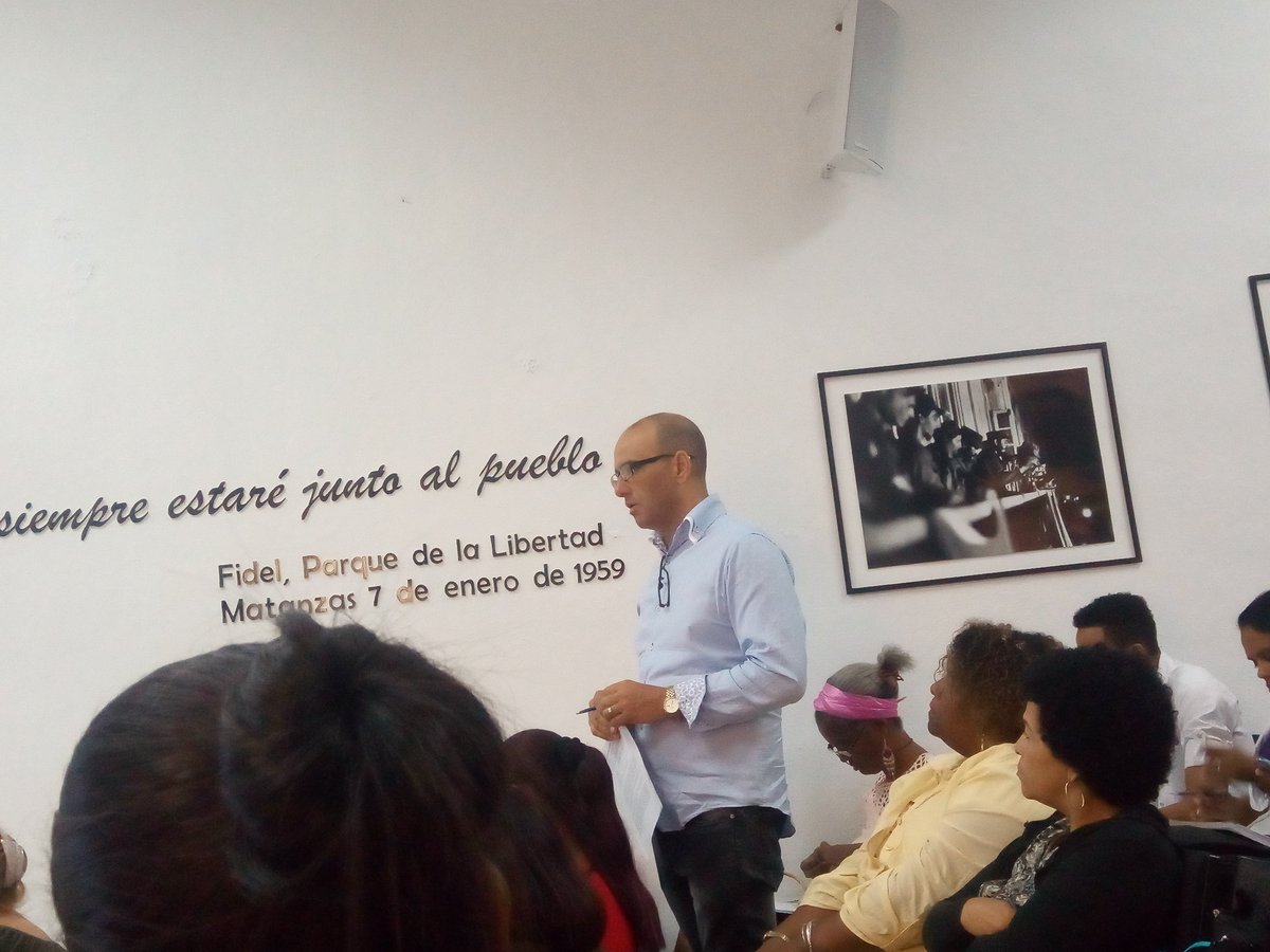 EMatancera's tweet photo. #MejorEsPosible pensar actividades, crear espacios y opciones para lograr el ingreso y la retención en los centros formadores de la Educación en #Matanzaa.
#GobMtz
@CubaMined
@elsa_ena
@SaerySerrano
@SuselyMorfaG
@mariofsabines
@Lisbetms1 https://t.co/VZZkWcQpkf