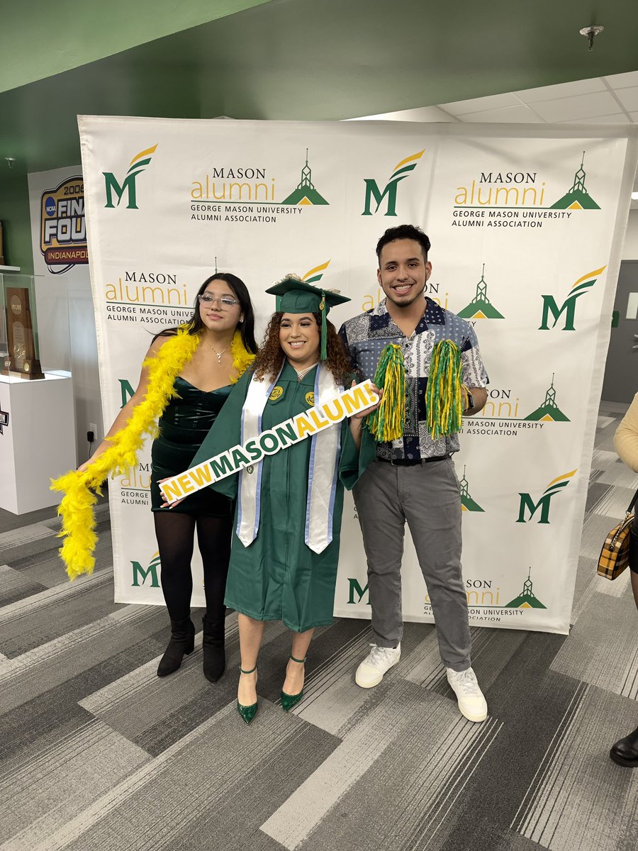 SUCCESS IS NOT FINAL;
FAILURE IS NOT FATAL:
IT IS THE COURAGE TO CONTINUE
THAT COUNTS.
-WINSTON S. CHURCHILL                           The person who inspires me is my older sister , she has shown me to never give up and always be a better version of my self