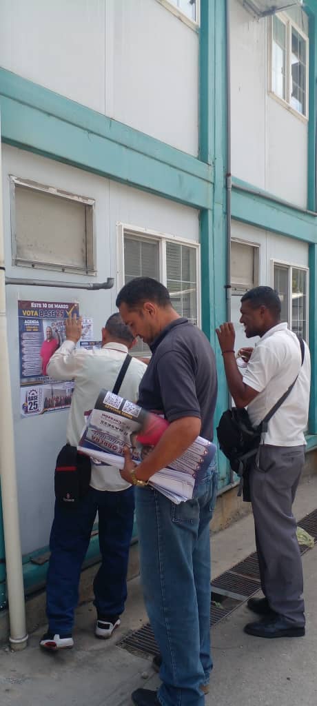 SitramecaB25's tweet photo. #Base25 continúa desplegada por todas las áreas del @metro_caracas, vamos juntos a la victoria este 10 de marzo. Ejerce tu derecho para elegir a la nueva Junta Directiva de nuestra Organización Sindical.
¡No te quedes sin Votar!
#TodosSomosBase25
#ClaseObreraDeCorazon https://t.co/Ch7gqzRC50