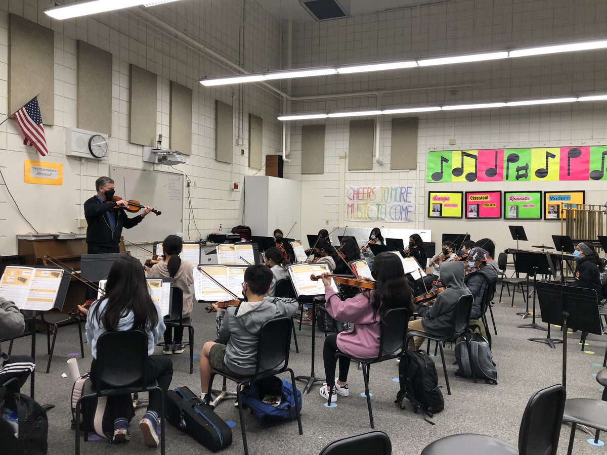 Wonderful morning visit at Morrill MS today! Amazing staff &amp; students! <a href="/MorrillOfficial/">MorrillMSOfficial</a> <a href="/BerryessaUSD/">Berryessa Union</a> #pathwaytothefuture💙 #GoTigers🐯