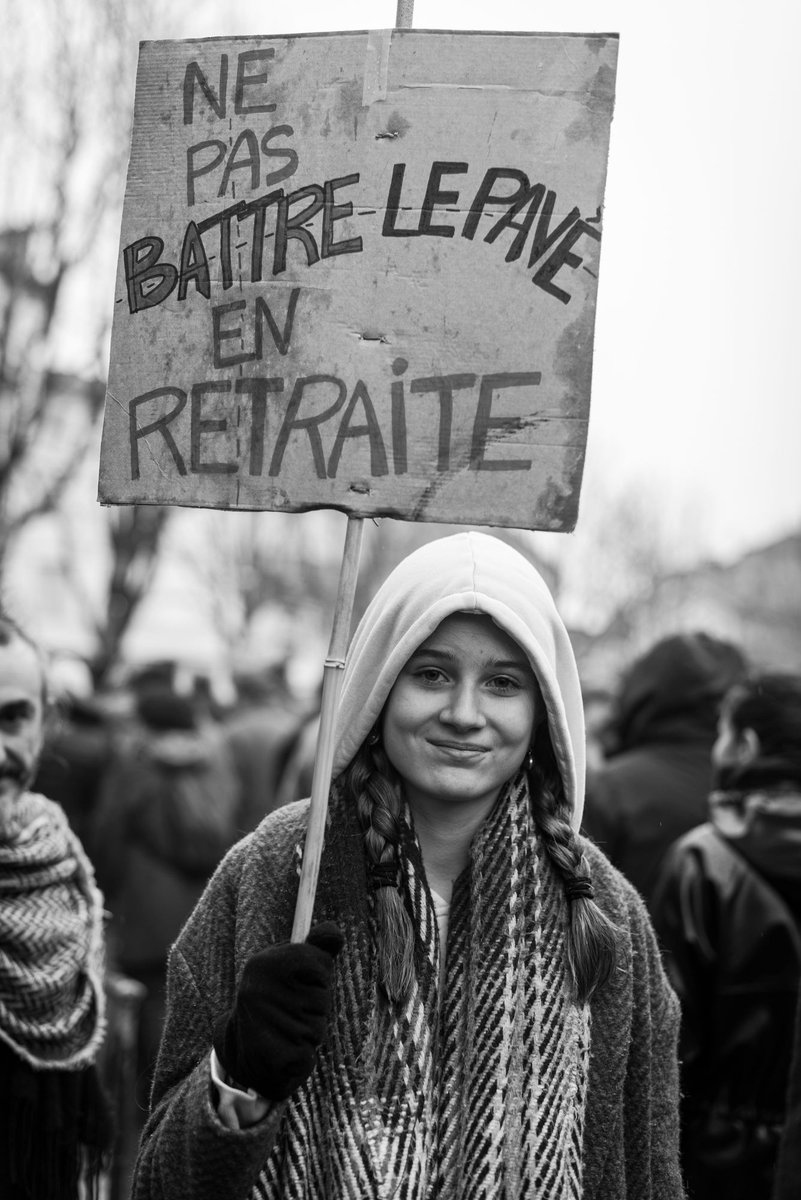 PdeChampsPhoto's tweet photo. Manif contre la réforme des retraites. 07/03/23. Angoulême. France. #manif7mars #manifestation #ReformeDesRetraites #angouleme #France https://t.co/uYMjuDAH0Q