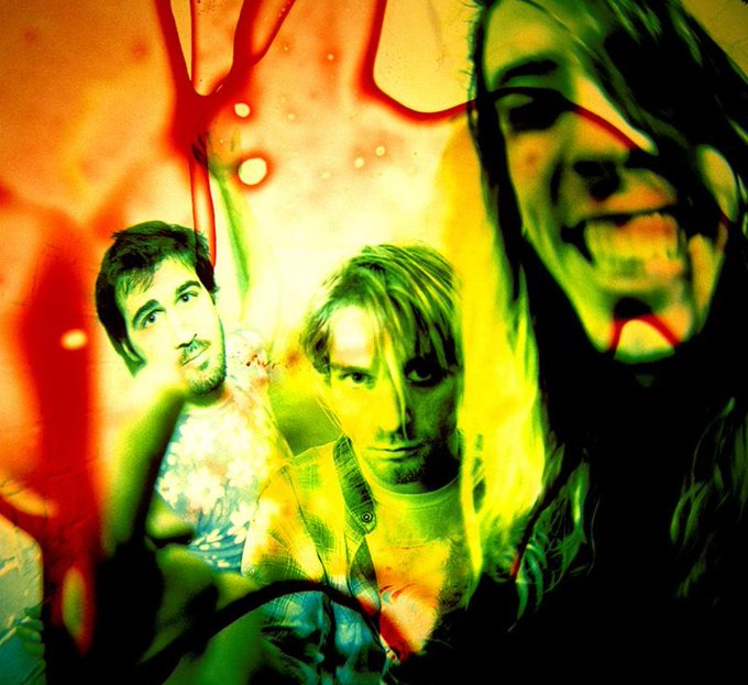 crockpics's tweet photo. Nirvana, 1991. Photo by Matt Anker. https://t.co/4zcDADGfWC