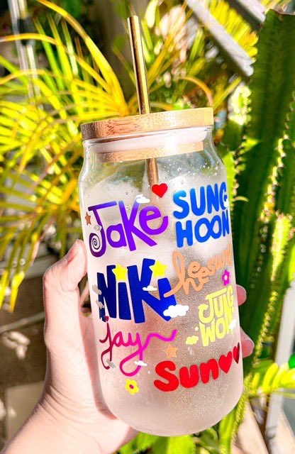Enasiabackup's tweet photo. Our most awaited product collab is finally here! We have collaborated with FURBELOW PH just for you ENGENE🧡

Get your own ENHYPEN color changing soda glass now.

@EnFunds will receive ₱50 for every purchase of this product.

🛒 https://t.co/DL2ovIeOuu
🛒 https://t.co/02eeJH88FI https://t.co/Y0AOBtlSfj