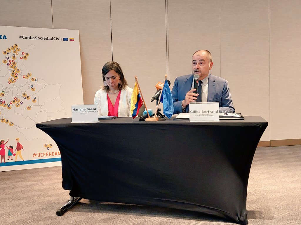 RafaLesmes's tweet photo. @REDECOLSIERRA y @acodea_ presentamos el proyecto "Futuro Orgánico para Organizaciones de la Sierra Nevada".
Y conocemos proyectos e iniciativas impulsados por la @UEenColombia en su compromiso 
#ConLaSociedadCivil en #Colombia https://t.co/gAZCCBTAyL