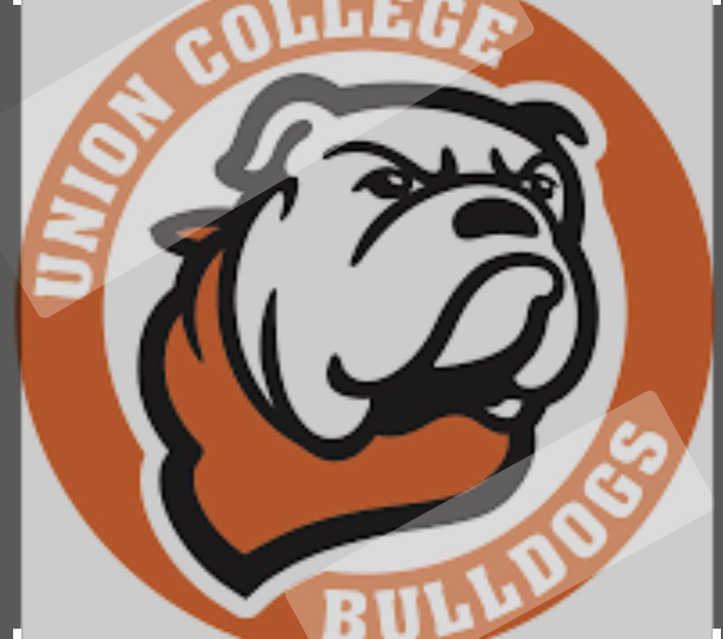 shannon_Tonge4's tweet photo. S/O to @UnionBulldogs on the offer! I appreciate the the opportunity to be able to play at the next level! @CoachKi33UC @BardstownFootb1 @_K_Young14 https://t.co/o1AtGExILk