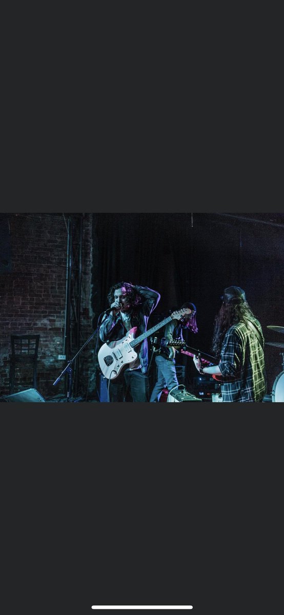 tinytownsband's tweet photo. TT post:

WE GOT SHOWS DIS WEEK (finally)

3/10 : MEMPHIS @/currentpresents  
3/11 :JONESBORO @/brickhousegrilljonesboro

📷:  @KurtLunsford https://t.co/4Q786Aa48X