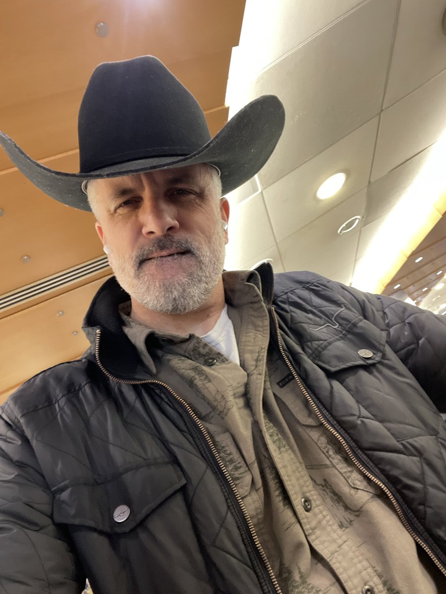 Overheard at Ohare. “That’s a nice hat! You made my day” Looks over at a woman in her 70’s beaming.