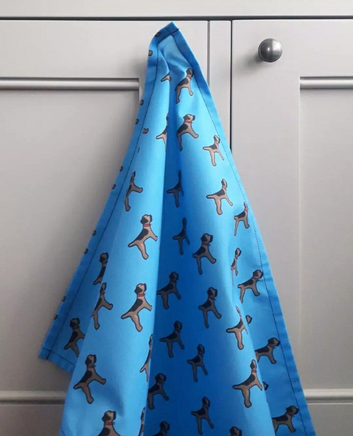 misheleneous's tweet photo. Its #InternationalWomensDay tomorrow so G] is for Giveaway! 
• Retweet this post (no quote RTs)
• Follow @misheleneous
• Tag 1 gorgeous Gal Pal in comments below telling me why she should WIN 1 of Heidi's Tea Towels. Closes midnight 08/03
#MHHSBD #crufts https://t.co/cd6vvvhEpi
