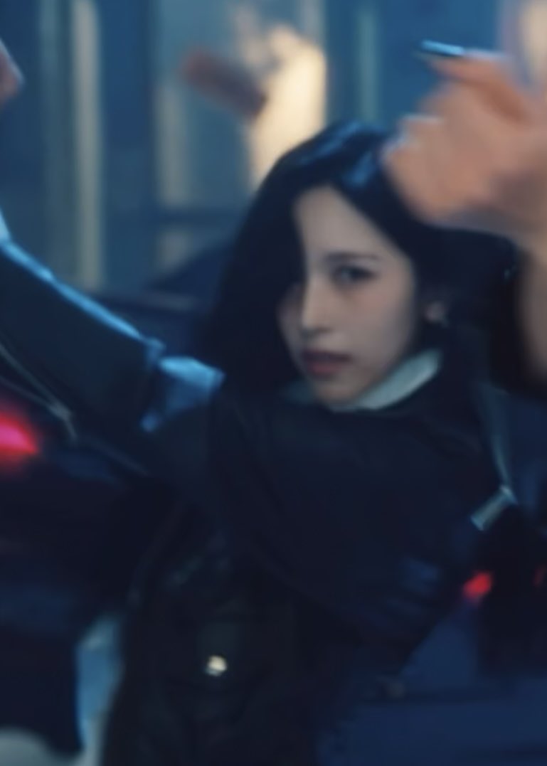Myoi_skittles's tweet photo. TWICE "SET ME FREE" M/V Teaser 2

묘이미나 너무 잘생겼어 😱 

#SetMeFree_MVTeaser2 
#READYTOBE #SETMEFREE #TWICE    
#MINA #ミナ #미나 
@JYPETWICE https://t.co/96N19Y54Tn