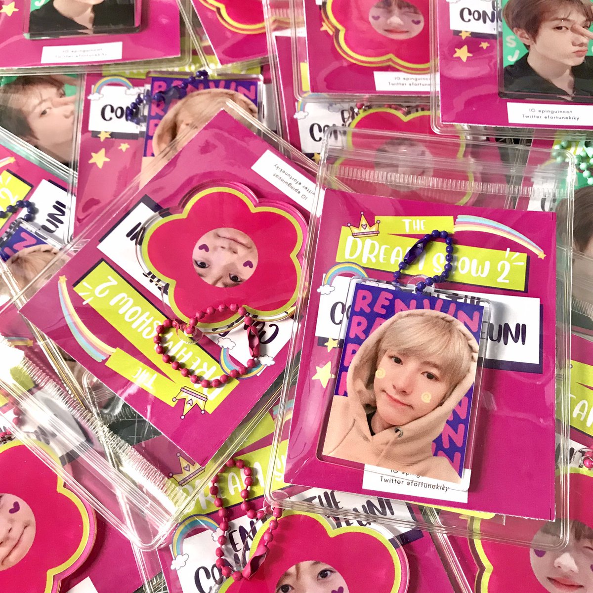 [help rt &amp; likes]
THE DREAM SHOW : TDS 2 IN JAKARTA
— online freebies by <a href="/fortunekiky/">fortunekiky</a> 🧚🏼‍♀️

🗓 : 25 Maret 2023 
⏰ : TBA 
🎁 Flower keychain one side Renjun / Jisung
🍊 War co oren
🗯 limited quantity!

SIAPA MAU? 🦊🐹

#TDS2inJAKARTA
#THEDREAMSHOW2_in_Jakarta